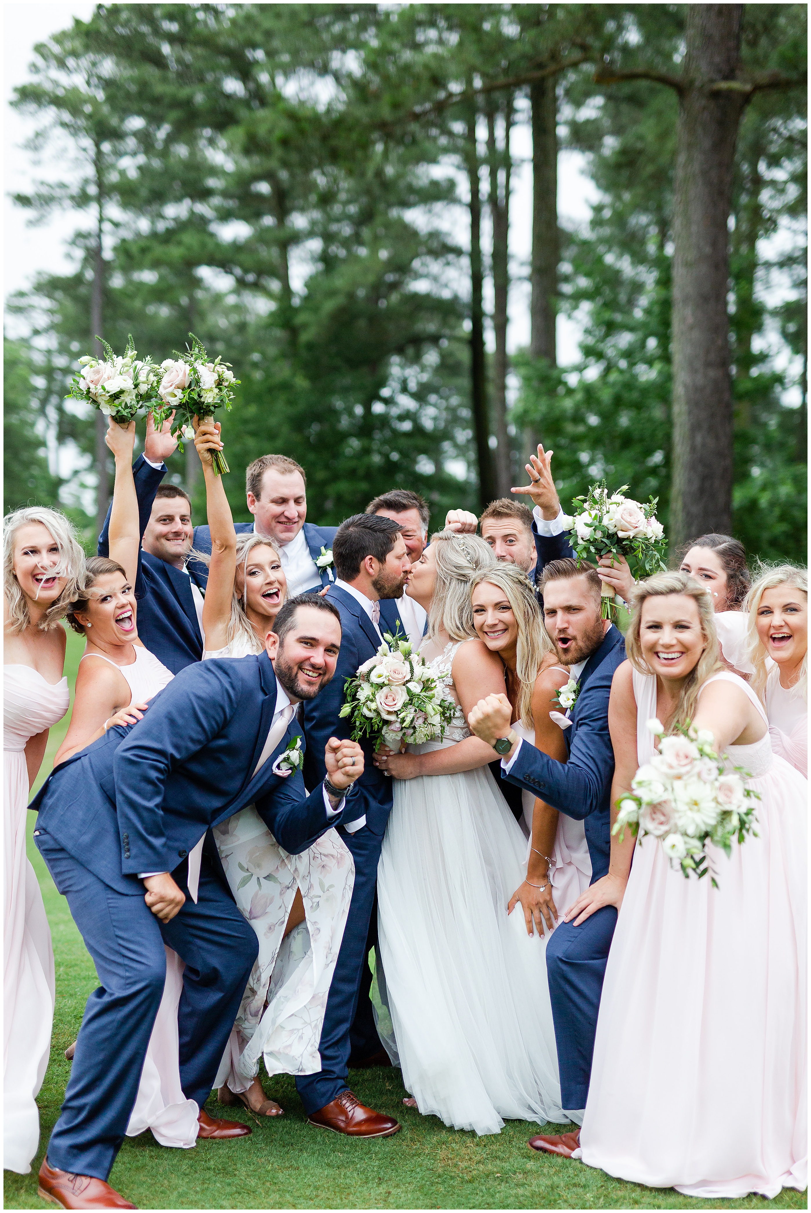 Wedding at Kiln Creek Golf Club Luke and Ashley Photography 