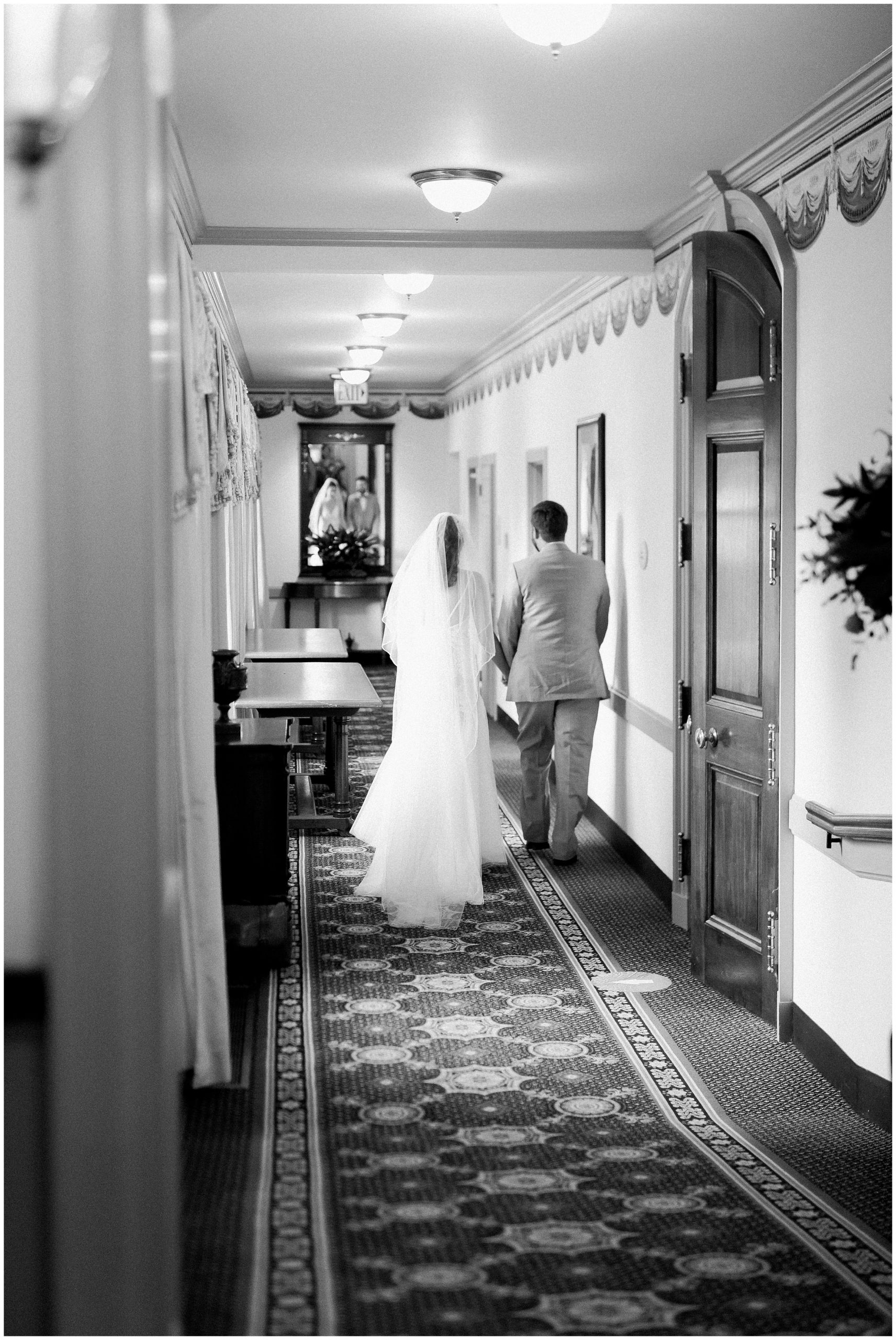 Williamsburg Inn Wedding Luke and Ashley Photography 
